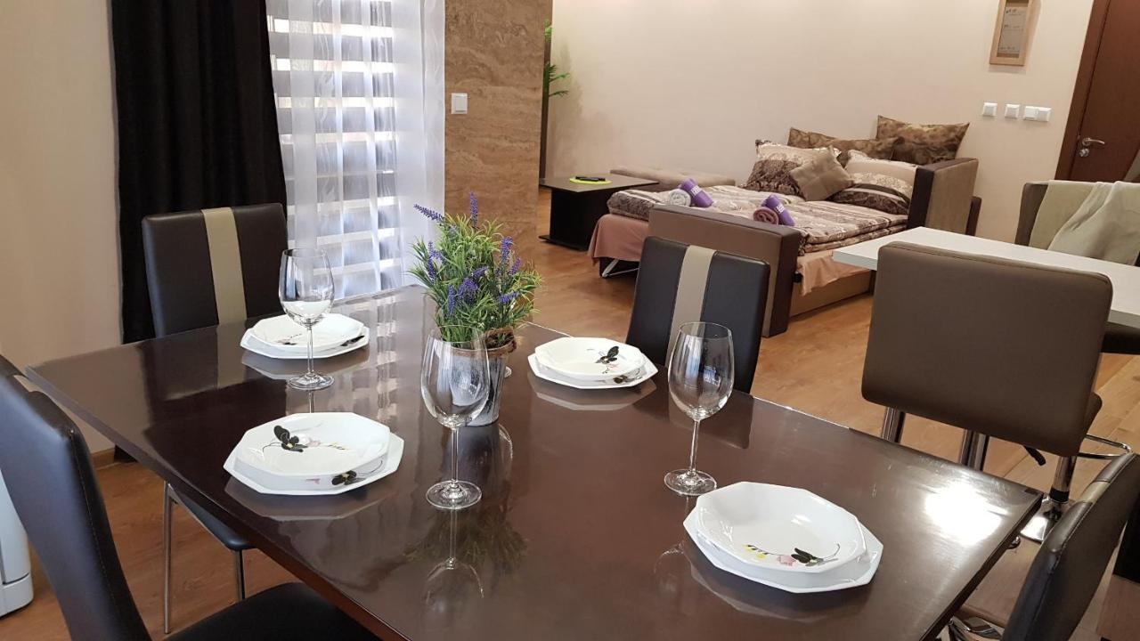 Studio Kamelia Kazanlak Luaran gambar