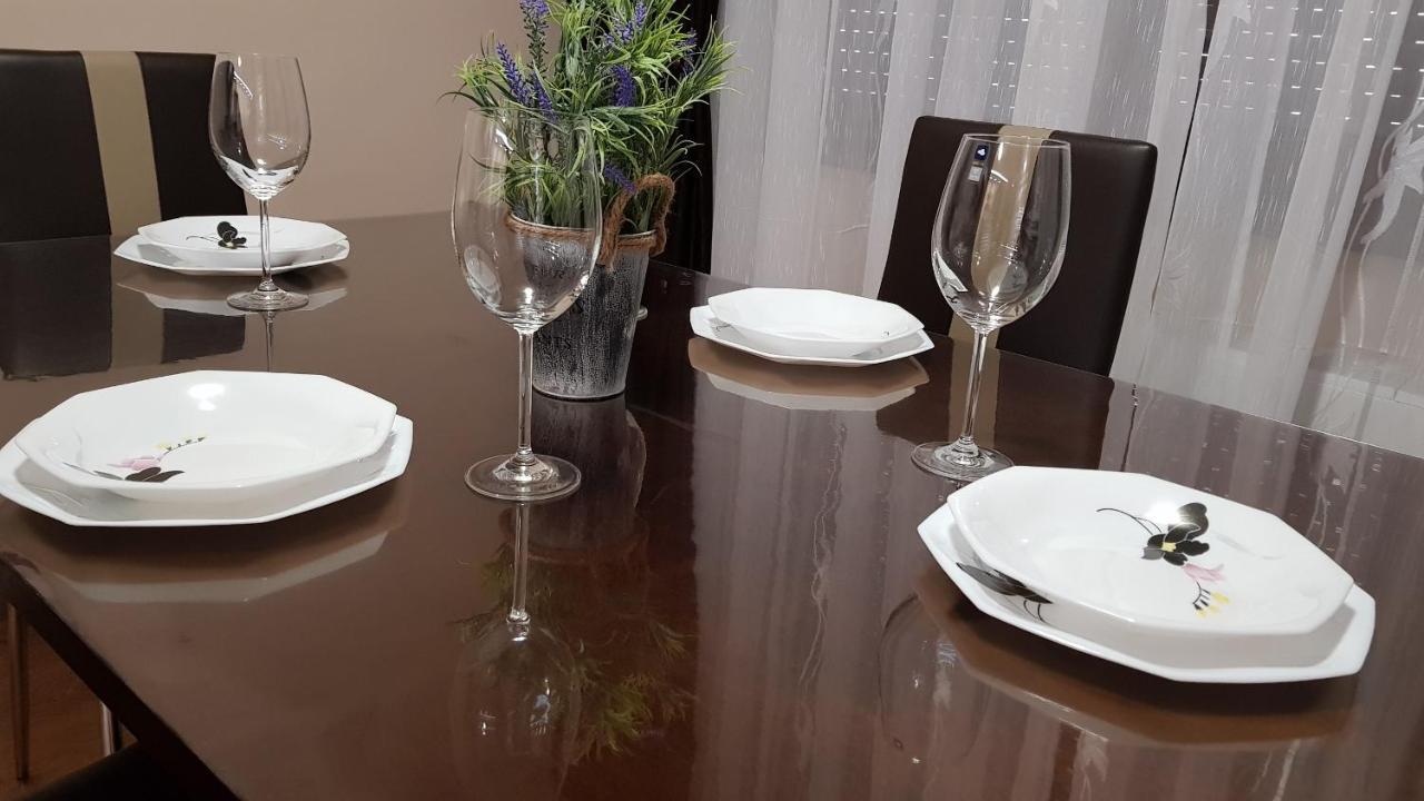 Studio Kamelia Kazanlak Luaran gambar