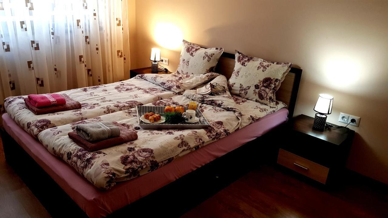 Studio Kamelia Kazanlak Luaran gambar